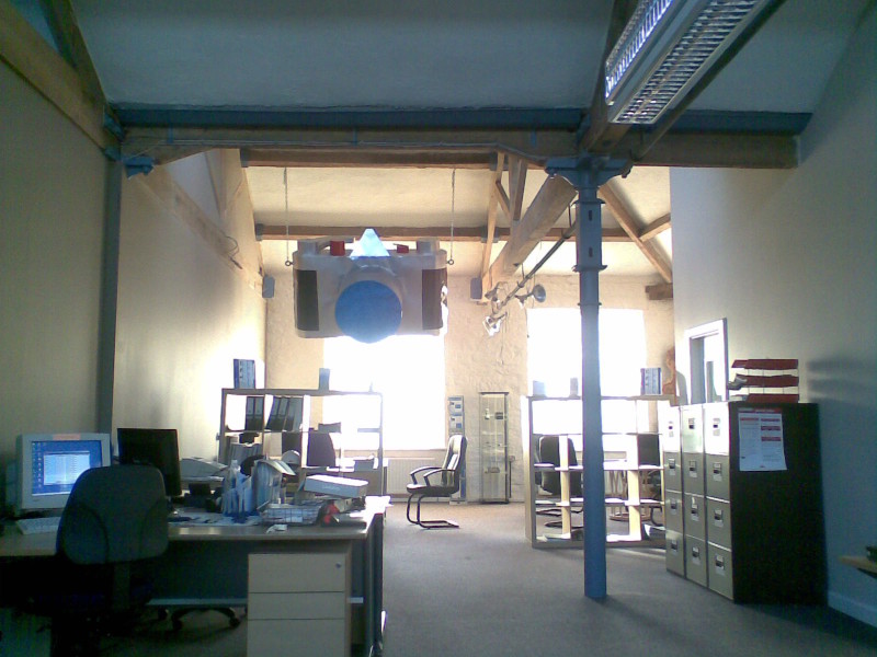 office_small.jpg